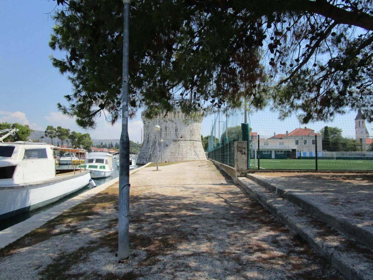 Marko Polo B Old Town Trogir Exteriör bild